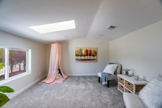 701 Solano Drive SE, Albuquerque, NM 87108