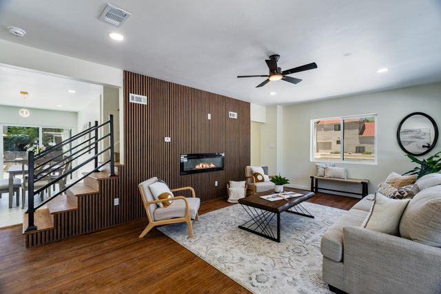 701 Solano Drive SE, Albuquerque, NM 87108