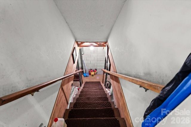 51 Poplar Tree Lane, Etowah, NC 28729