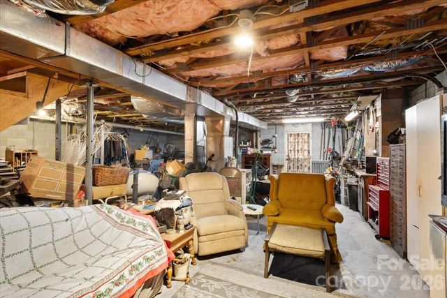 51 Poplar Tree Lane, Etowah, NC 28729