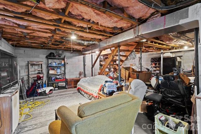 51 Poplar Tree Lane, Etowah, NC 28729