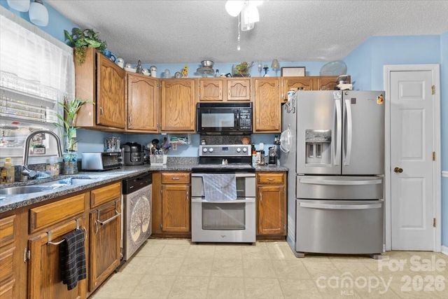 51 Poplar Tree Lane, Etowah, NC 28729