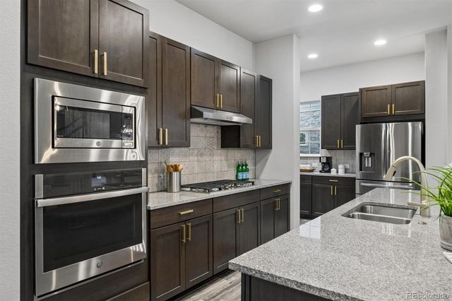 21473 E 59th Place, Aurora, CO 80019