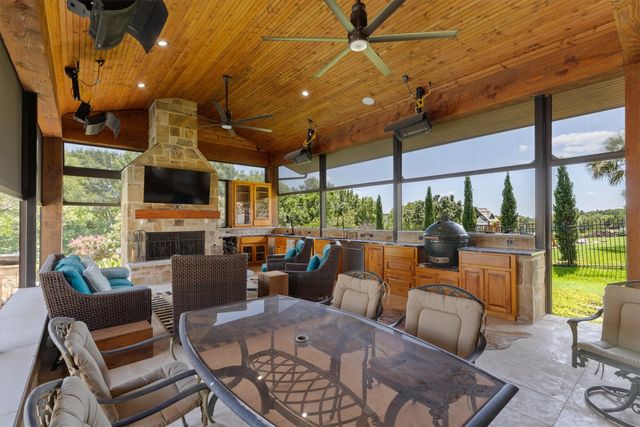 209 Crystal Court, Heath, TX 75032