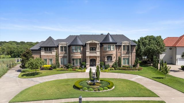 209 Crystal Court, Heath, TX 75032