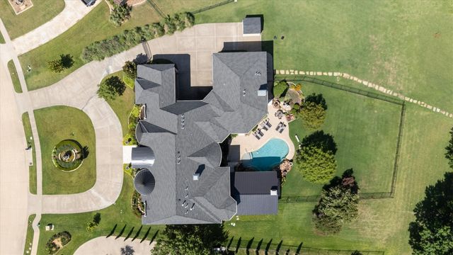 209 Crystal Court, Heath, TX 75032