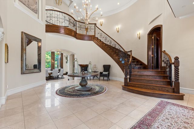 209 Crystal Court, Heath, TX 75032