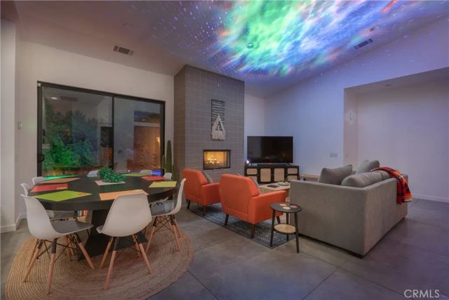 67668 El Sombrero, Desert Hot Springs, CA 92241