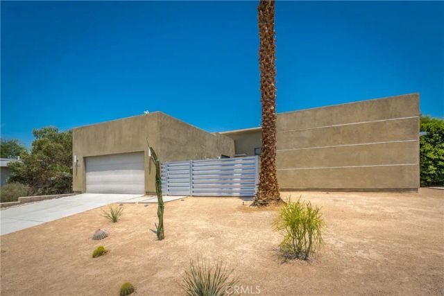 67668 El Sombrero, Desert Hot Springs, CA 92241