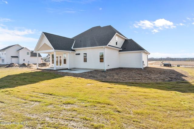 108 Sunny Acres, Clinton, NC 28328