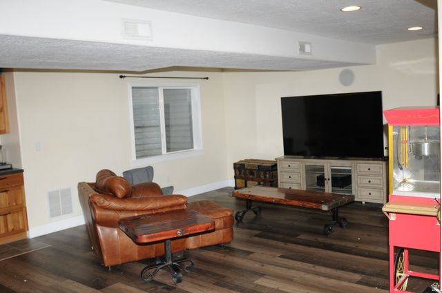 11621 S GRANDVILLE AVE, South Jordan, UT 84009