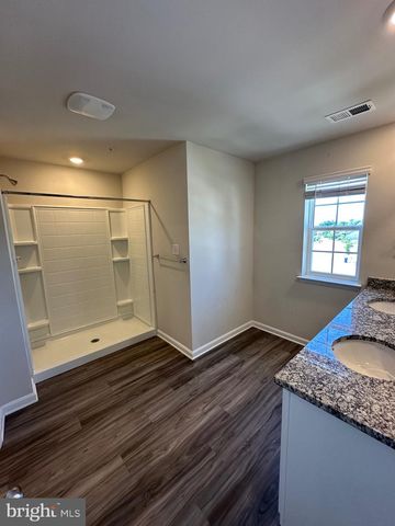 1220 STAR DR, Hagerstown, MD 21742