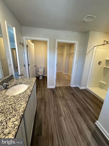 1220 STAR DR, Hagerstown, MD 21742