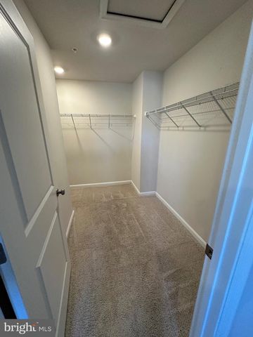 1220 STAR DR, Hagerstown, MD 21742