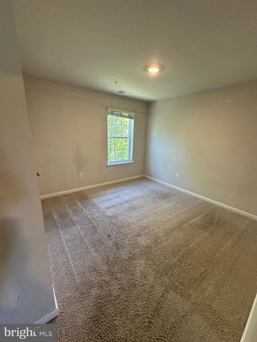 1220 STAR DR, Hagerstown, MD 21742