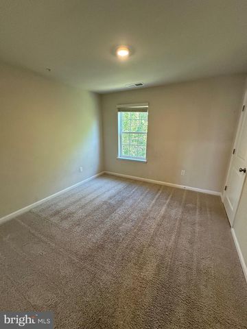 1220 STAR DR, Hagerstown, MD 21742