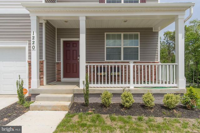 1220 STAR DR, Hagerstown, MD 21742