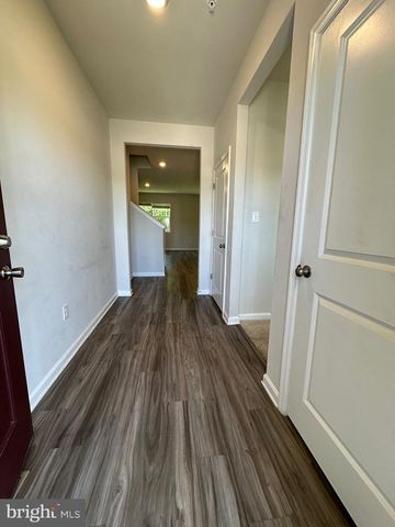 1220 STAR DR, Hagerstown, MD 21742