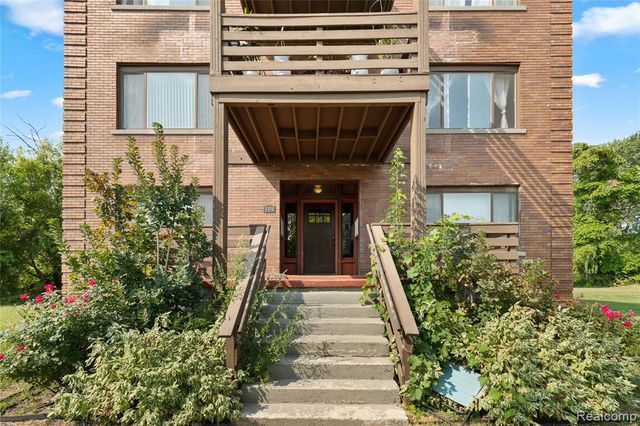 109 Leicester Court 1, Detroit, MI 48202