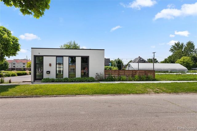109 Leicester Court 1, Detroit, MI 48202