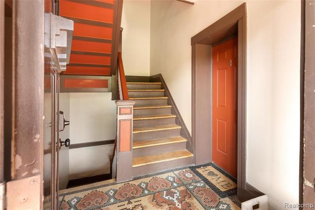 109 Leicester Court 1, Detroit, MI 48202