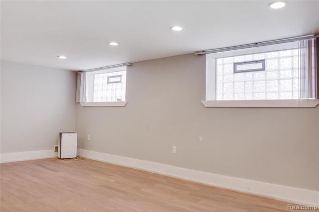 109 Leicester Court 1, Detroit, MI 48202