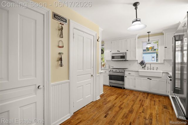342 N Main Street, Romeo Village, MI 48065