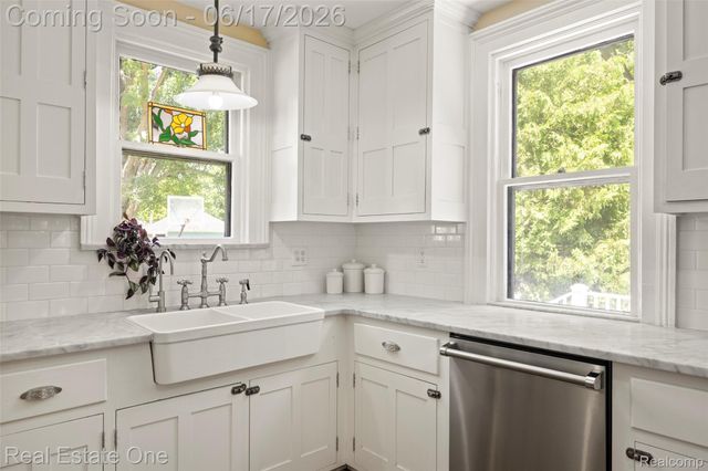 342 N Main Street, Romeo Village, MI 48065