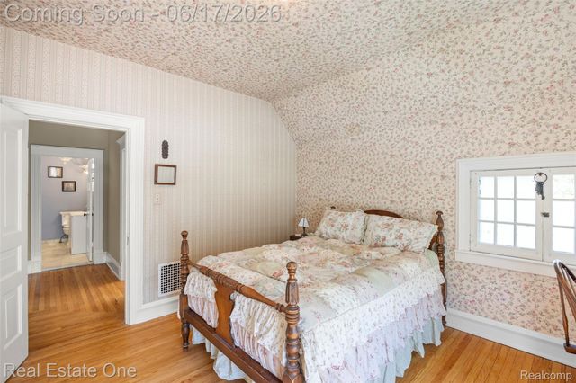 342 N Main Street, Romeo Village, MI 48065