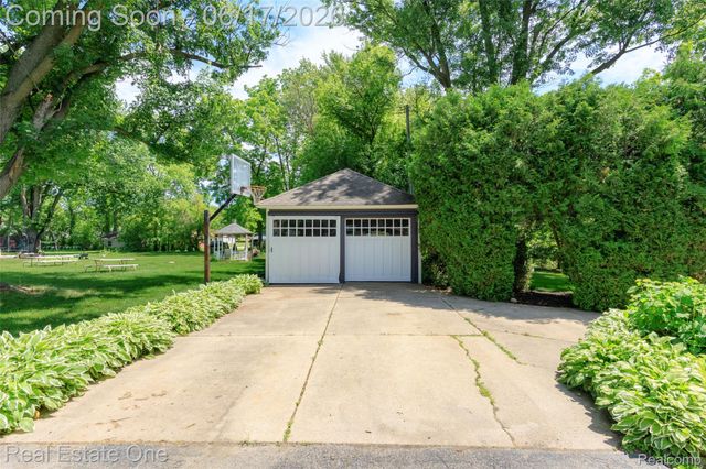 342 N Main Street, Romeo Village, MI 48065