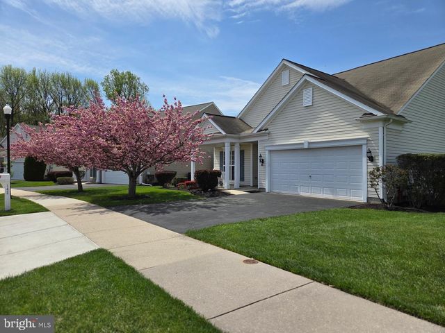 142 GALLEON DR, Newark, DE 19702