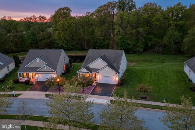 142 GALLEON DR, Newark, DE 19702