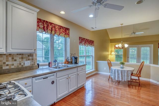 142 GALLEON DR, Newark, DE 19702