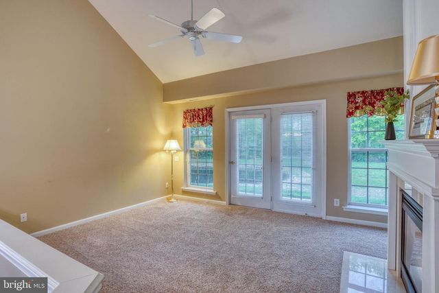 142 GALLEON DR, Newark, DE 19702