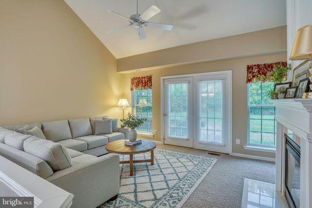 142 GALLEON DR, Newark, DE 19702