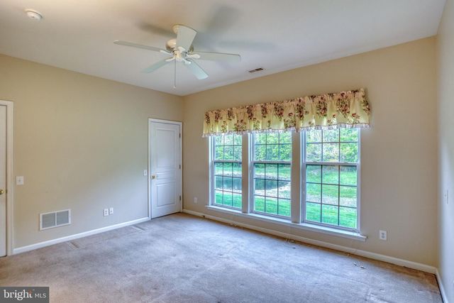 142 GALLEON DR, Newark, DE 19702