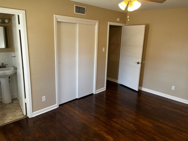 8907 Rustown Drive, Dallas, TX 75228