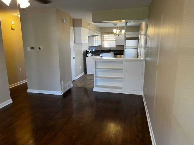 8907 Rustown Drive, Dallas, TX 75228