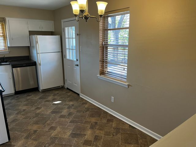 8907 Rustown Drive, Dallas, TX 75228