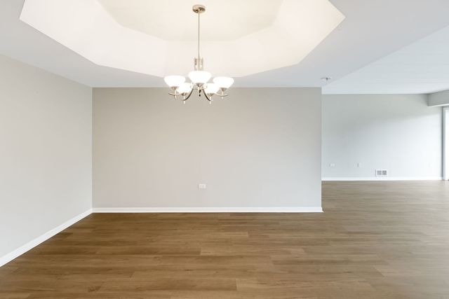 8505 Woodward Avenue 202, Woodridge, IL 60517