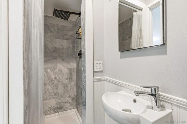 652 E Solana Circle, Solana Beach, CA 92075