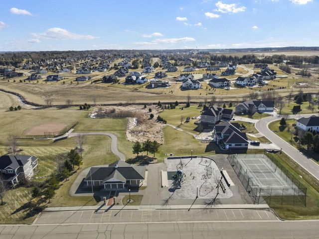 L16 Covered Bridge Trail, Sun Prairie, WI 53590