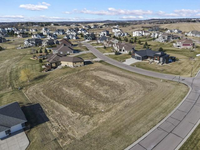 L16 Covered Bridge Trail, Sun Prairie, WI 53590