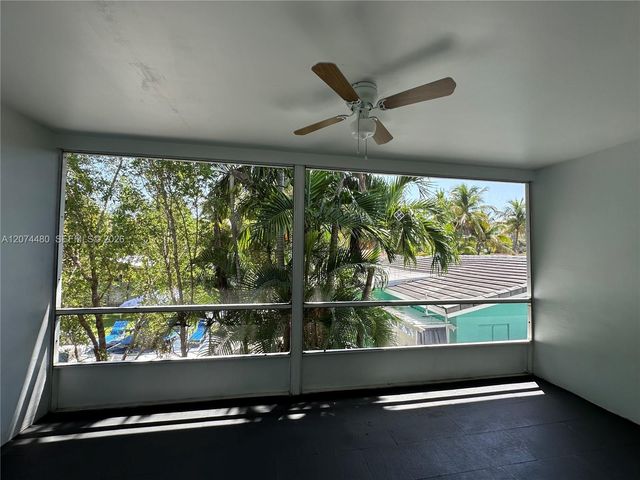 110 NE 19th Avenue 12A, Deerfield Beach, FL 33441