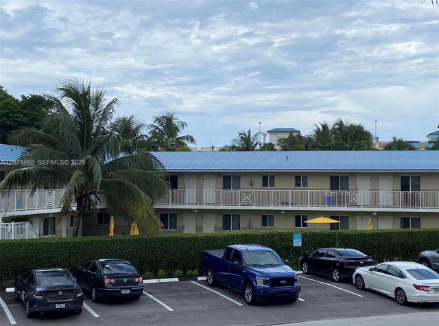 110 NE 19th Avenue 12A, Deerfield Beach, FL 33441