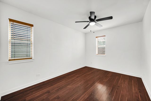 6419 S Kenwood Avenue, Chicago, IL 60637