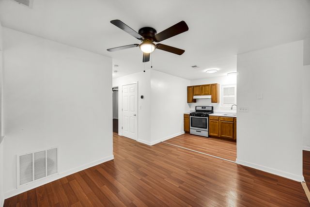 6419 S Kenwood Avenue, Chicago, IL 60637