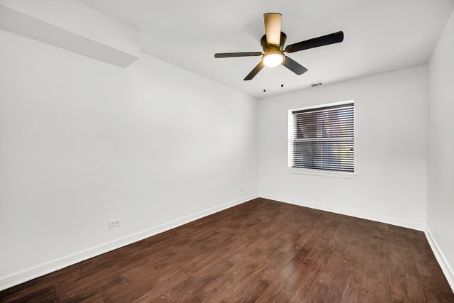 6419 S Kenwood Avenue, Chicago, IL 60637