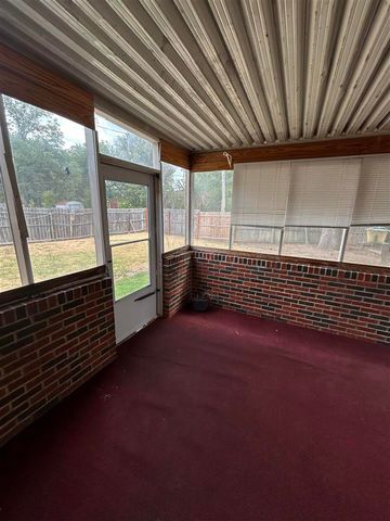 505 NW 40th, Lawton, OK 73505