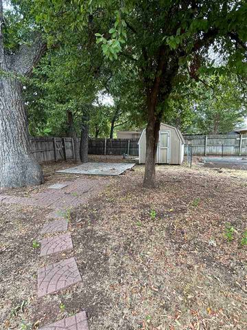 505 NW 40th, Lawton, OK 73505